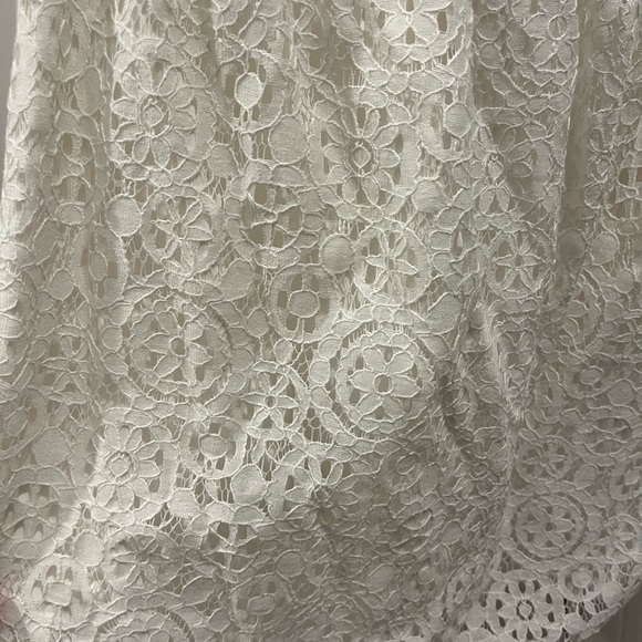 Lily Pulitzer size 6 lace dress. - Picture 4 of 4